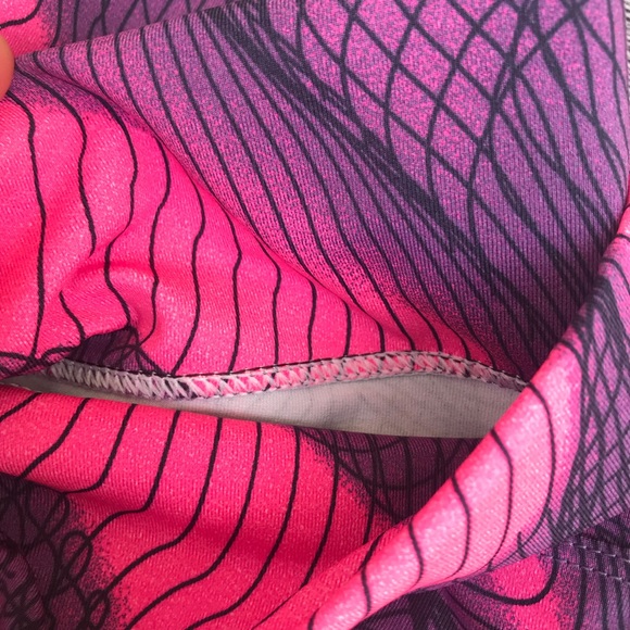 New ♡ Pink Fitness Leggings - Picture 3 of 8